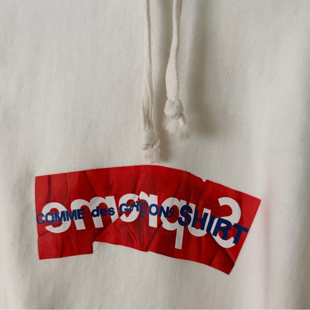 Supreme White Hoodie with Red Logo - Picture 3 of 4